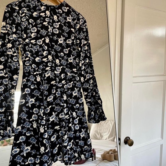 Reformation black blue floral long sleeve dress - Picture 2 of 5